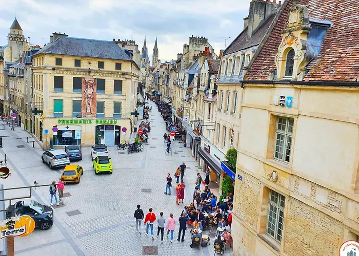 La Plume De Malherbe - Parking - Coup De Coeur